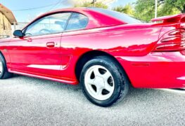 1995 FORD MUSTANG GT