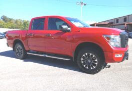 2020 NISSAN TITAN SV