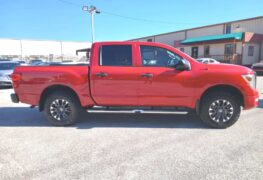 2020 NISSAN TITAN SV