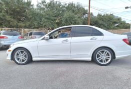 2014 MERCEDES-BENZ C-250