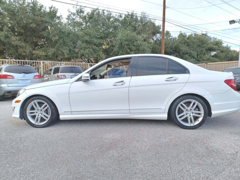 2014 MERCEDES-BENZ C-250