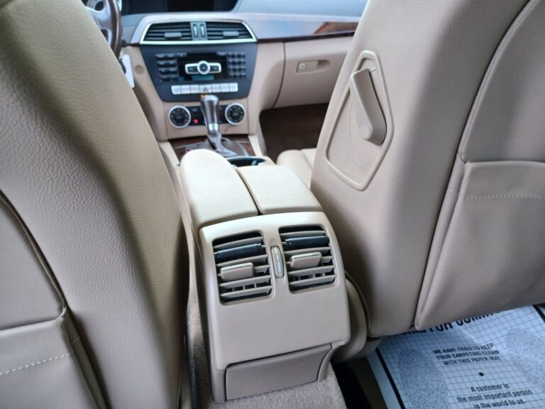 2014 MERCEDES-BENZ C-250