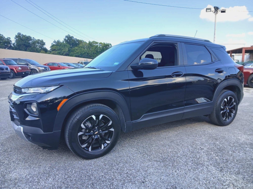 2023 Chevrolet TrailBlazer LT's photo