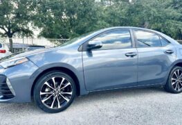 2018 TOYOTA COROLLA SE