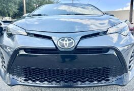 2018 TOYOTA COROLLA SE