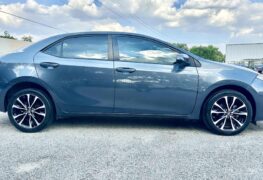 2018 TOYOTA COROLLA SE