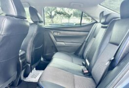 2018 TOYOTA COROLLA SE