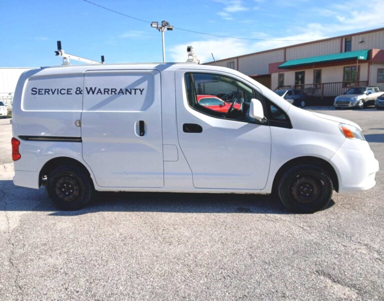 2019 NISSAN NV200 SV