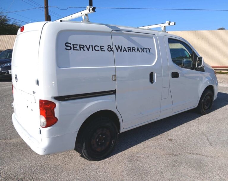 2019 NISSAN NV200 SV