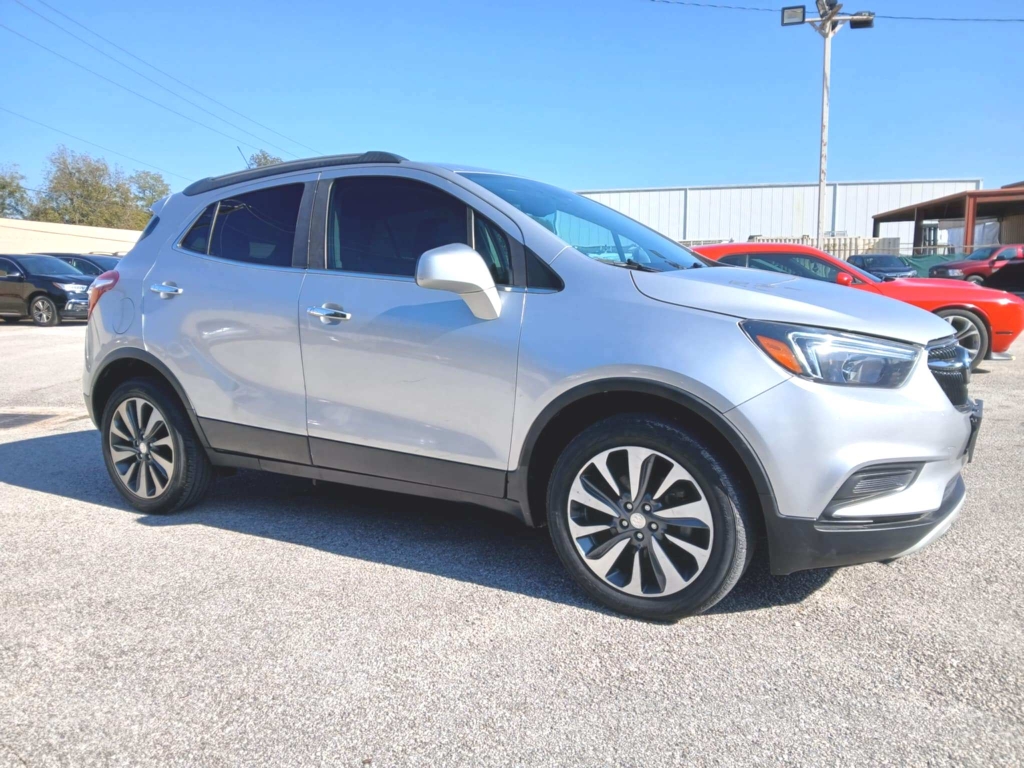 2021 Buick Encore Preferred's photo