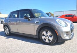2018 MINI COOPER