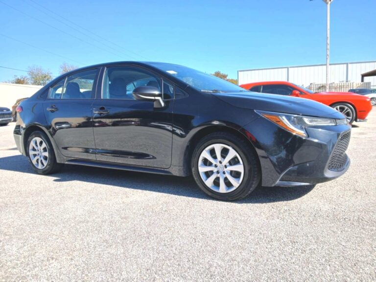 2022 TOYOTA COROLLA LE