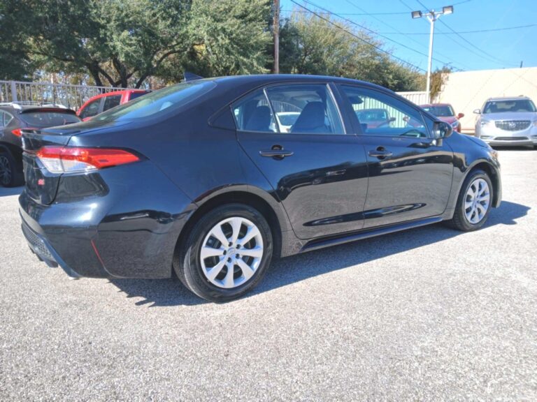 2022 TOYOTA COROLLA LE