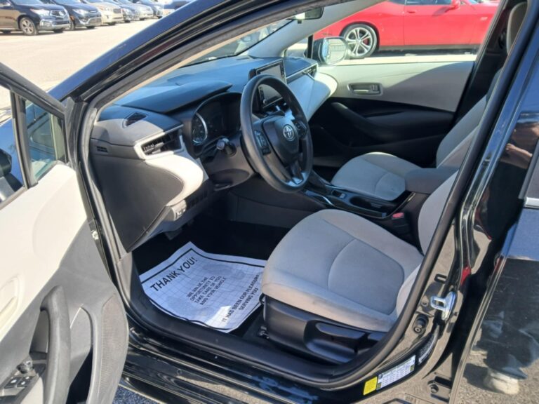 2022 TOYOTA COROLLA LE