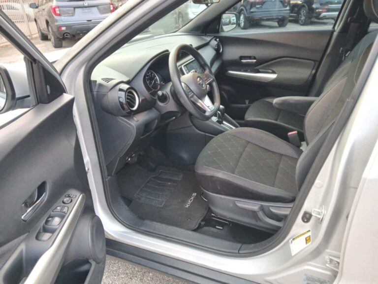 2018 NISSAN KICKS SV