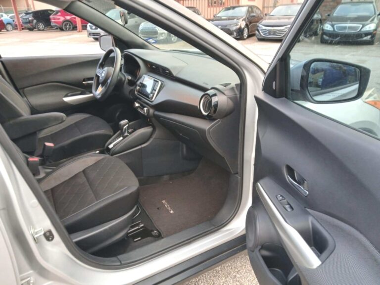 2018 NISSAN KICKS SV