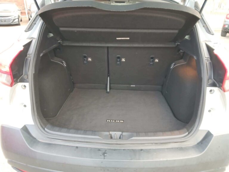 2018 NISSAN KICKS SV