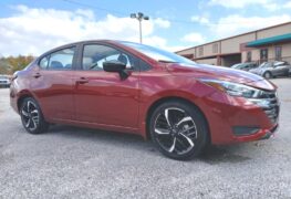 2024 NISSAN VERSA SR