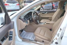 2014 MERCEDES-BENZ C-250