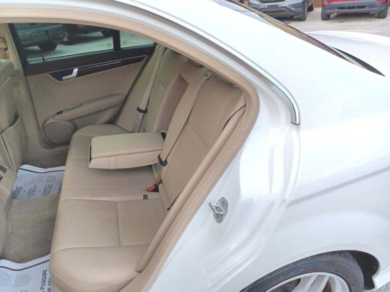 2014 MERCEDES-BENZ C-250