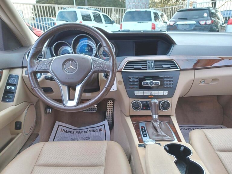 2014 MERCEDES-BENZ C-250