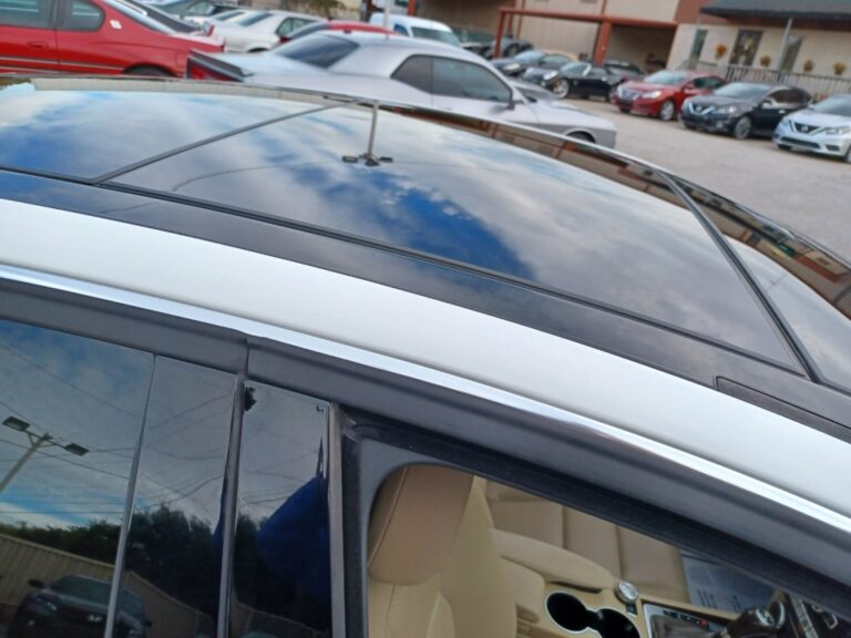 2014 MERCEDES-BENZ C-250