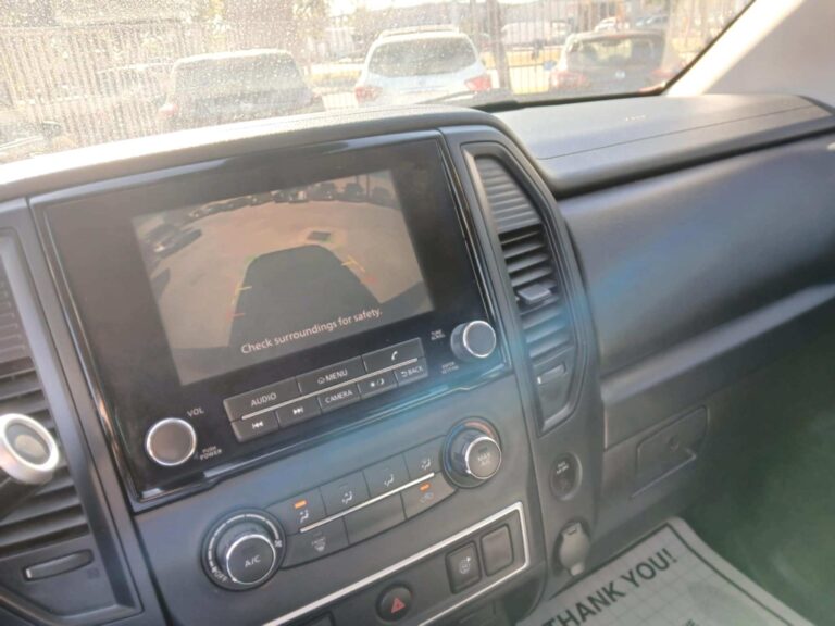 2020 NISSAN TITAN SV