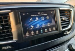 2019 CHRYSLER PACIFICA TOURING-L