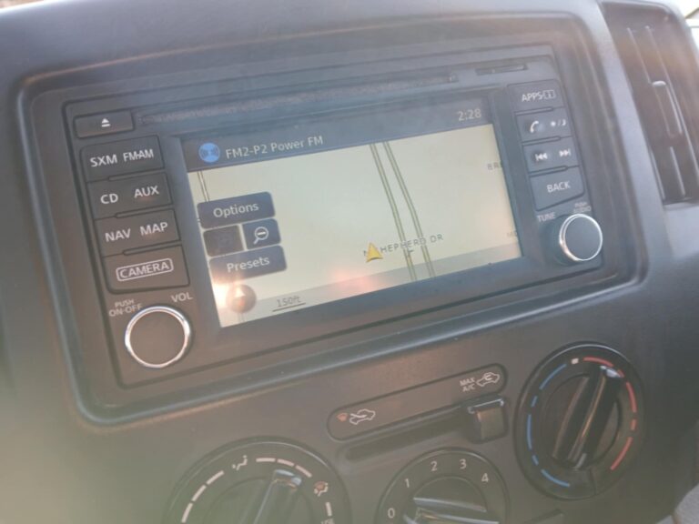 2019 NISSAN NV200 SV