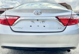 2016 TOYOTA CAMRY LE