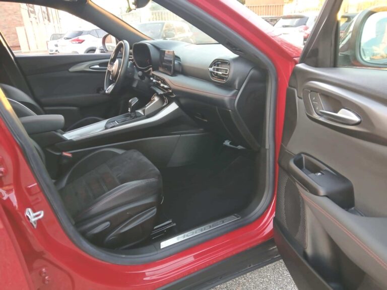 2024 DODGE HORNET GT