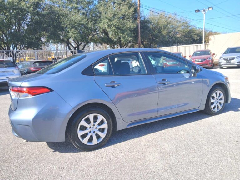 2022 TOYOTA COROLLA LE