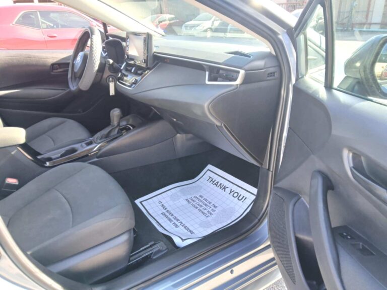 2022 TOYOTA COROLLA LE