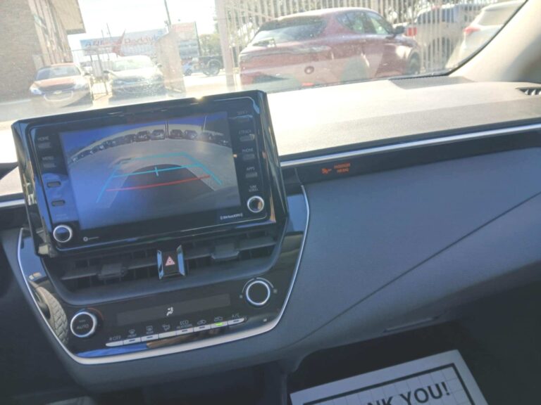 2022 TOYOTA COROLLA LE