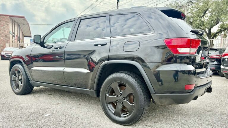 2013 JEEP GRAND CHEROKEE LTD