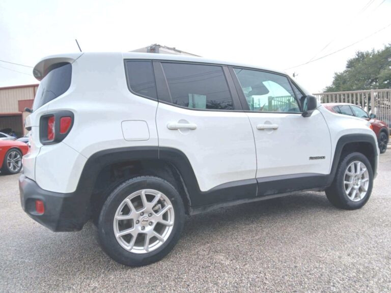 2023 JEEP RENEGADE LATITUDE