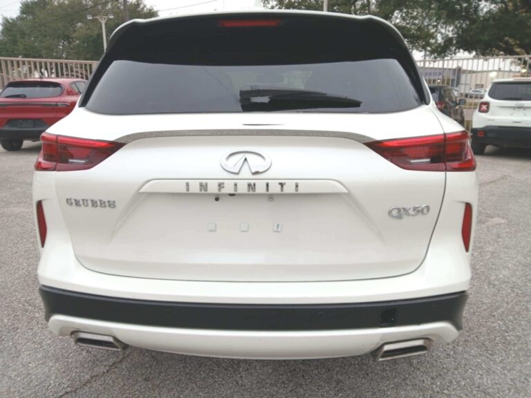 2021 INFINITI QX50 LUXE