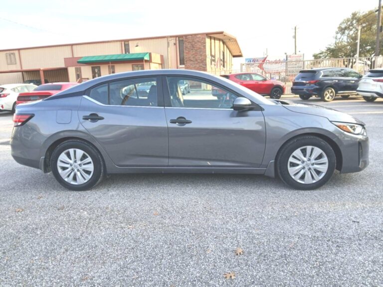 2025 NISSAN SENTRA S