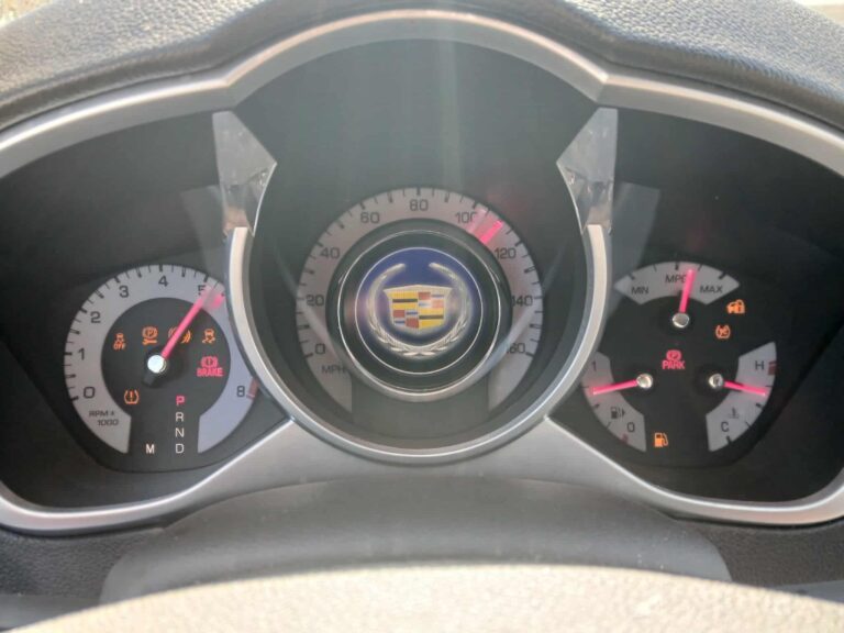 2010 CADILLAC SRX LUXURY