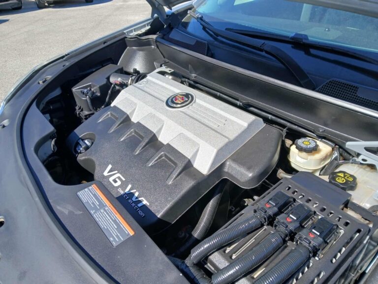 2010 CADILLAC SRX LUXURY