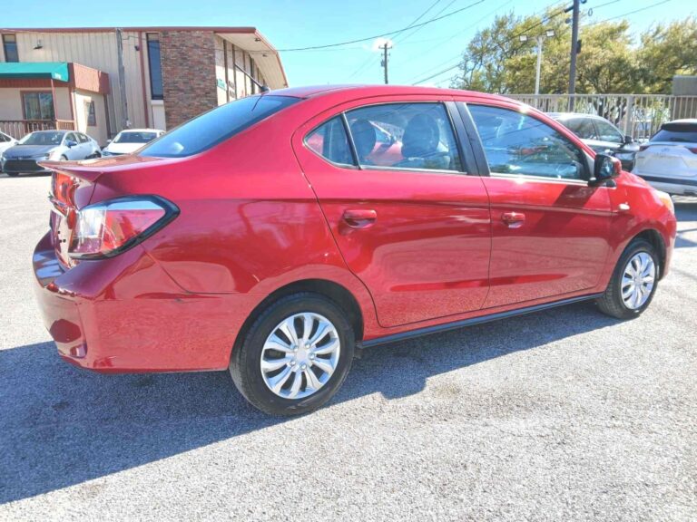 2024 MITSUBISHI MIRAGE G4
