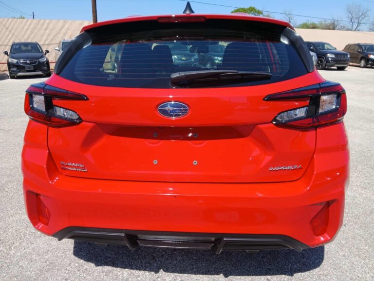 2025 SUBARU IMPREZA BASE