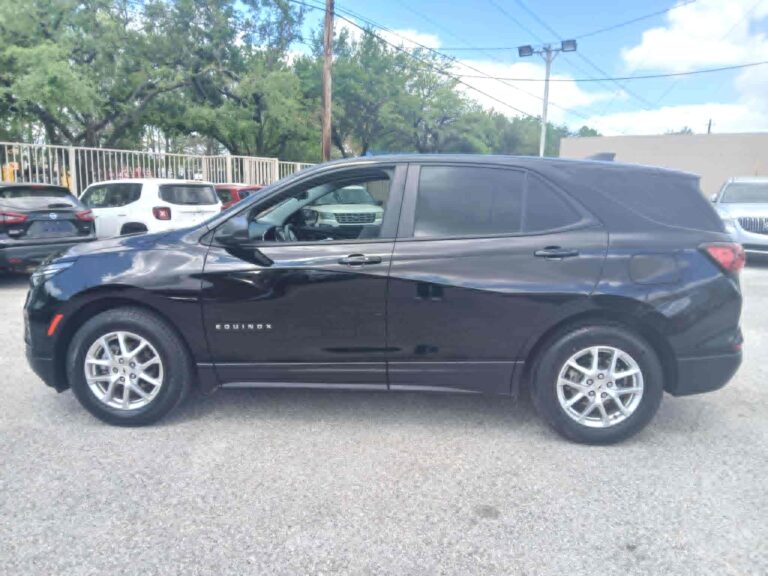 2024 CHEVROLET EQUINOX LS