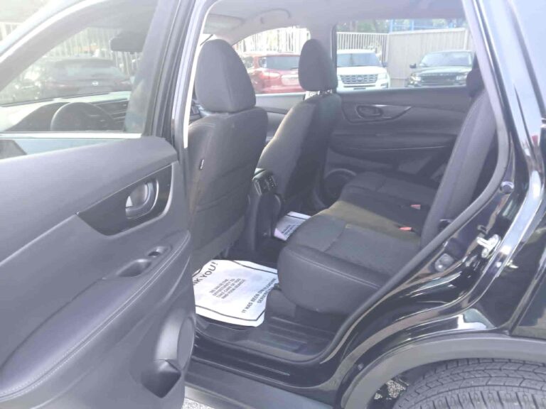 2020 NISSAN ROGUE SV