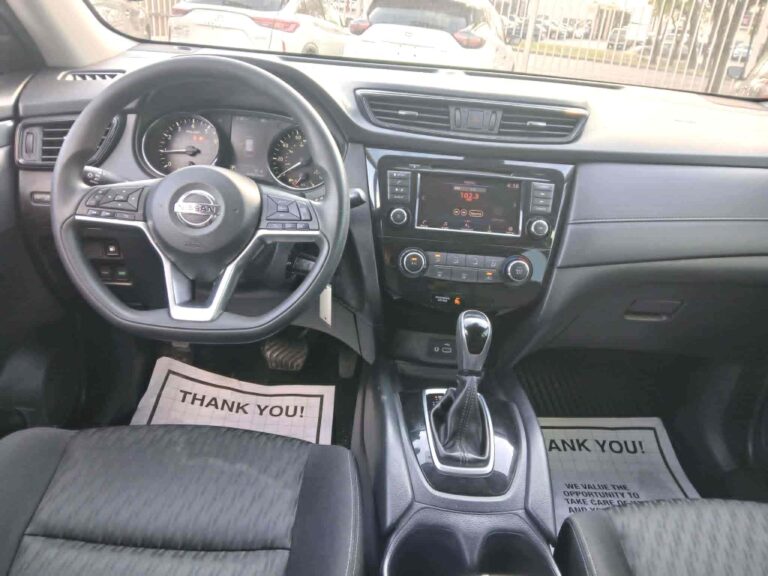 2020 NISSAN ROGUE SV