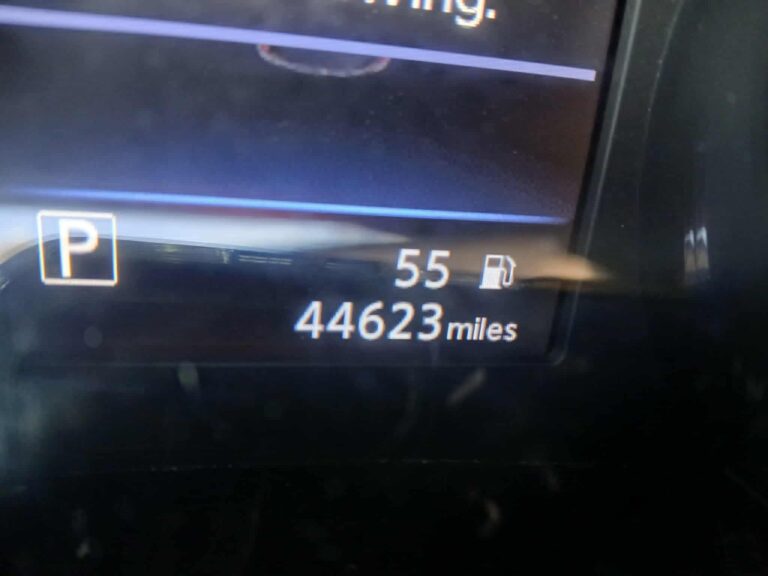 2020 NISSAN ROGUE SV