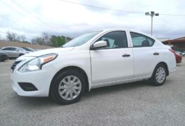 2019 NISSAN VERSA S