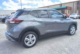 2024 NISSAN KICKS S