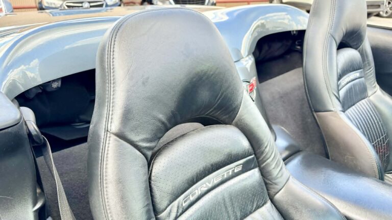 2004 CHEVROLET CORVETTE