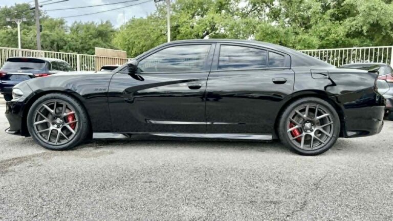 2018 DODGE CHARGER